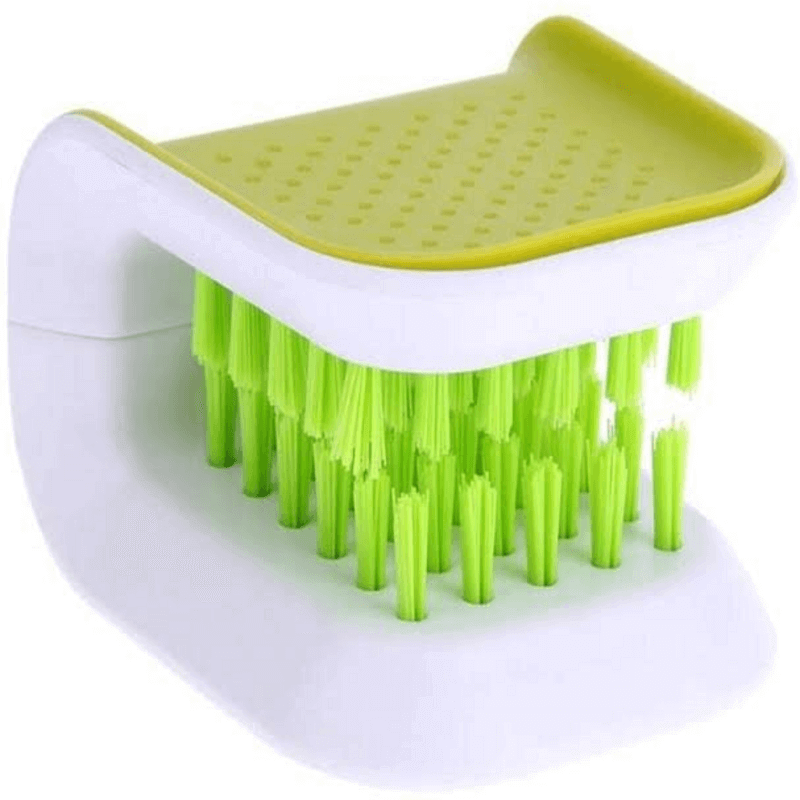 blade-cleaning-brush