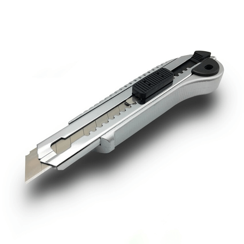 18mm-utility-cutter-blade-with-screw-locking