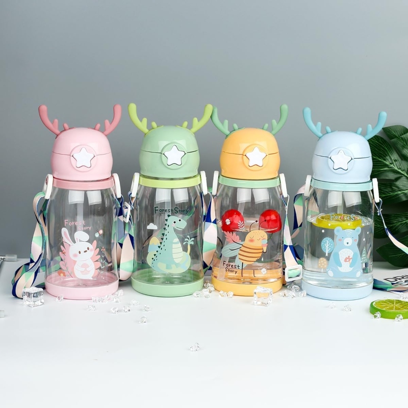 Kids-cartoon-drinking-bottle-with-straw