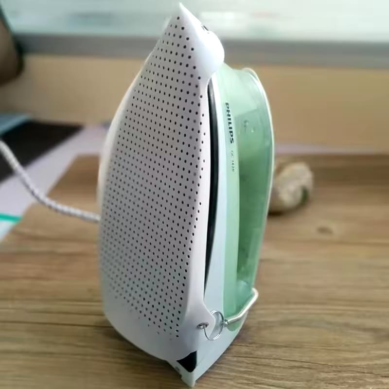 Electric-iron-protect-cloth-fabrics