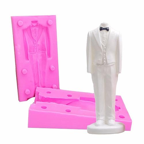 3D-man-suit-silicon-mold-chocolate