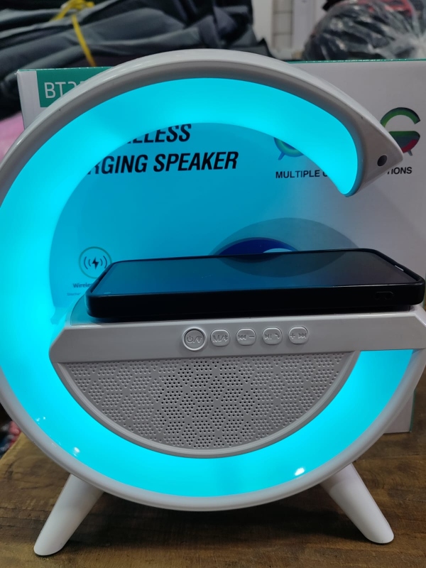 G-shaped-lamp-BT-2301-portable-speaker