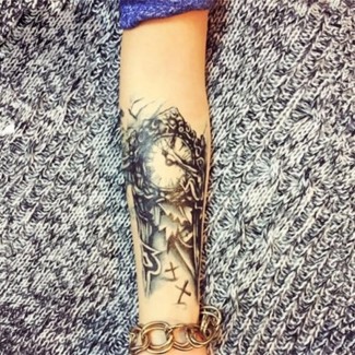3D Chest Clock Temporary Tattoo, Fashion Charm, 19x12cm, 1 Pc Price in Pakistan | LAPTAB