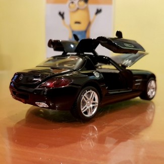 MZ Mercedes-Benz 1:32 Scale Pull Back Model Car with Lights, Sounds, and Opening Doors, Hood, Trunk Price in Pakistan | LAPTAB