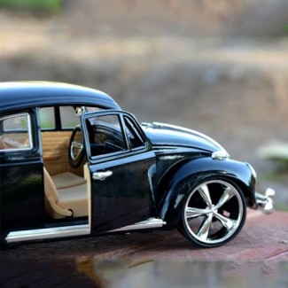 Volkswagen Beetle 1:18 Scale Diecast Model Car Left Hand Drive with Opening Parts Price in Pakistan | LAPTAB
