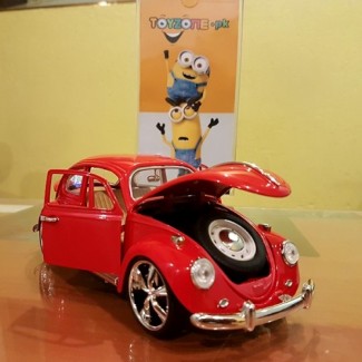 Volkswagen Beetle 1:18 Scale Diecast Model Car Left Hand Drive with Opening Parts Price in Pakistan | LAPTAB