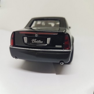 Cadillac US President Die-Cast Metal Alloy Car Model with Pull-Back, Lights, Sounds, and Opening Doors Price in Pakistan | LAPTAB