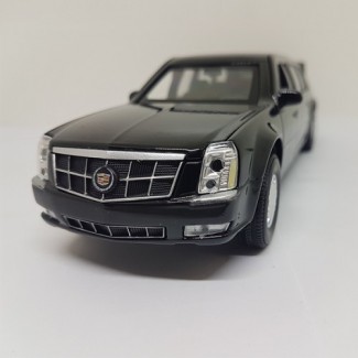 Cadillac US President Die-Cast Metal Alloy Car Model with Pull-Back, Lights, Sounds, and Opening Doors