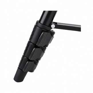 Yunteng VCT-680 Professional Tripod Stand with 3-Way Fluid Pan Head and Flip Leg Locks Price in Pakistan | LAPTAB