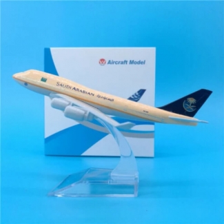 Metal Airplane - Saudi Arabian Boeing 777