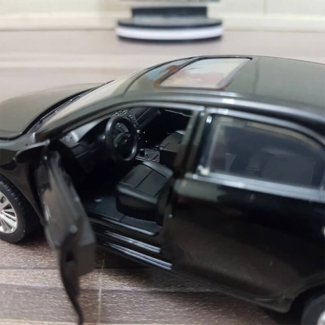 Die-cast Model Toyota Camry 2015 with Pull Back, Sound, Light, and Opening Doors Price in Pakistan | LAPTAB