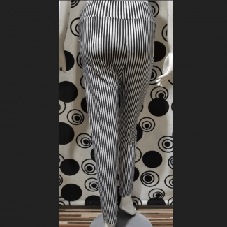 Women?s Black & White Striped Leggings for Comfortable Everyday Wear Price in Pakistan | LAPTAB