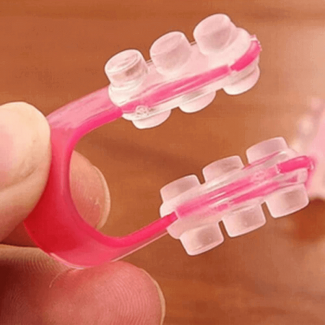 2PCS Nose Shaper and Bridge Lifting Clip for Straightening and Lifting Nose Bridge Price in Pakistan | LAPTAB
