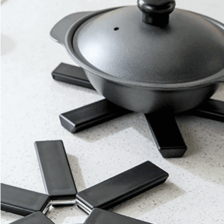 Heat Resistant Foldable Silicone Mat with Anti-Slip Honeycomb Texture, Up to 230?C Price in Pakistan | LAPTAB