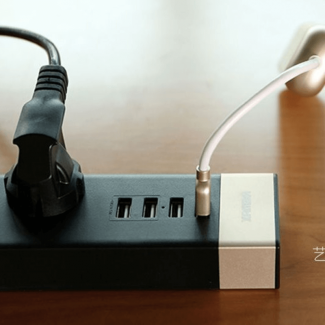 REMAX Ming Series Power Socket 4 USB 3 Sockets