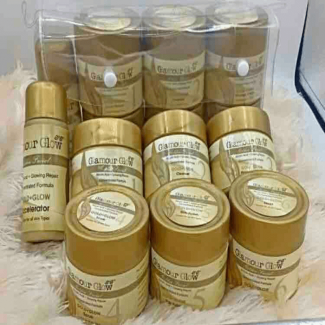 Professional Glamour Glow Gold Facial Kit 7 in 1 with Exfoliating Cleanser and Mask Price in Pakistan | LAPTAB