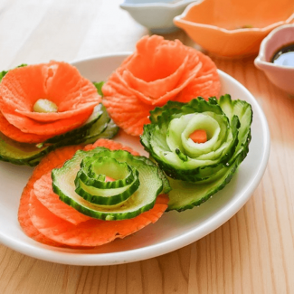 Vegetable Spiral Slicer with Sharp Blade for Floral Carving of Carrots and Cucumbers Price in Pakistan | LAPTAB