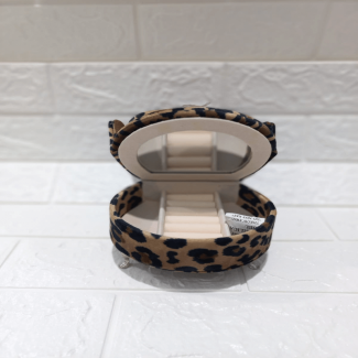 Handmade Sofa-Shaped Jewelry Box for Organizing Necklaces and Rings Price in Pakistan | LAPTAB