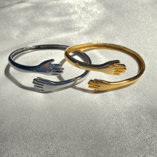 Adjustable Hug Hands Bracelet - Unisex Minimalist Friendship Jewelry Price in Pakistan | LAPTAB