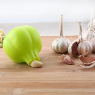 2-in-1 Garlic Mincer and Slicer - High-Quality Silicone, Easy to Use Price in Pakistan | LAPTAB