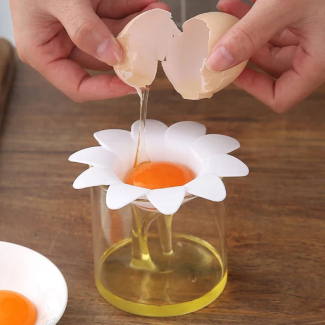Daisy Plastic Egg Separator - Flower-Shaped Yolk and White Separator Price in Pakistan | LAPTAB