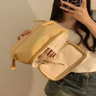 Ladies Cosmetic Travel Bag with Compartments for Organized Travel Price in Pakistan | LAPTAB