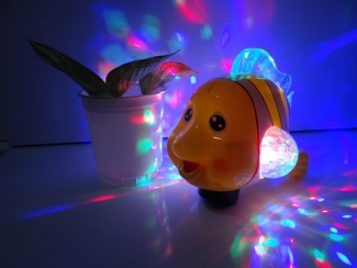 BATTERY OPERATED CLOWN FISH WITH LIGHT SOUNDS