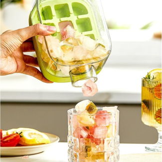 Ice Cube Tray Water Bottle with Lid and Integrated Ice Cube Tray Price in Pakistan | LAPTAB