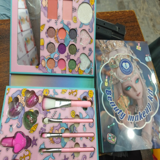 Kids Makeup Kit for Girls - Washable Safe Cosmetics for Ages 7-10 Price in Pakistan | LAPTAB