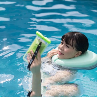 4pcs Waterproof Phone Bag Set for Swimming and Water Sports Activities Price in Pakistan | LAPTAB
