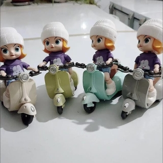 VESPA SCOOTER DOLL WITH LIGHT SOUNDS.