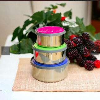 Stainless Steel Nesting Bowls Set with Airtight Lids - 3 Sizes